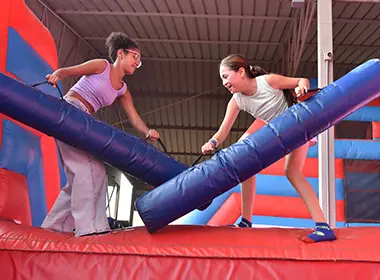 2x1 Pulsera de Inflata Park Ilimitada en El Derby