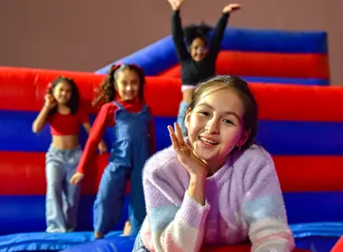 GRU - 4 FUNGLES - 60 MIN INFLATA PARK